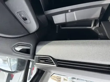 Photo 79 Renault Clio Gén. V (BJA) Ph2 Evolution 5