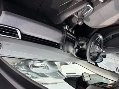 Photo 98 Renault Clio  E-Tech full hybrid 145