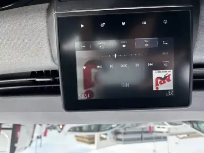 Photo 105 Renault Clio  E-Tech full hybrid 145