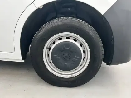 Photo 29 Renault Master  FGN TRAC F3500 L3H3 BLUE DCI 135