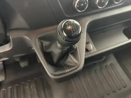 Photo 21 Renault Master  FGN TRAC F3500 L3H3 BLUE DCI 135