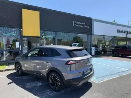 Photo 3 Renault Symbioz  E-Tech full hybrid 160 ch