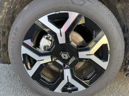 Photo 13 Renault 4 Renault  E-Tech Electrique 150 ch autonomie confort