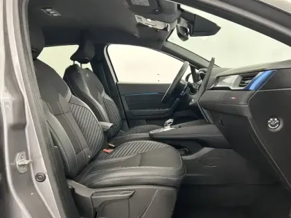 Photo 84 Renault Captur  E-Tech full hybrid 145 ch