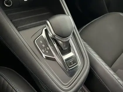 Photo 83 Renault Captur  E-Tech full hybrid 145 ch