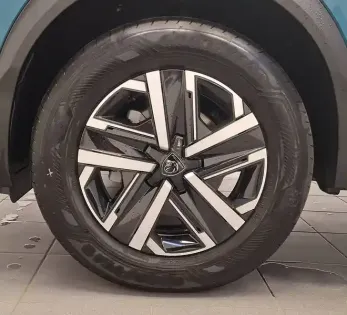 Photo 53 Peugeot 2008  100 S&S BVM6