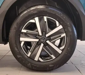 Photo 54 Peugeot 2008  100 S&S BVM6