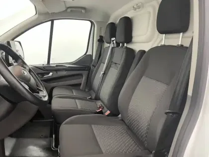 Photo 86 Ford Transit  CUSTOM FOURGON 300 L2H1 2.0 ECOBLUE 170 BVA