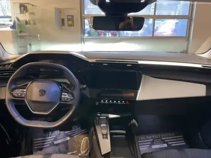 Photo 56 Peugeot 308  PureTech 130ch S&S EAT8