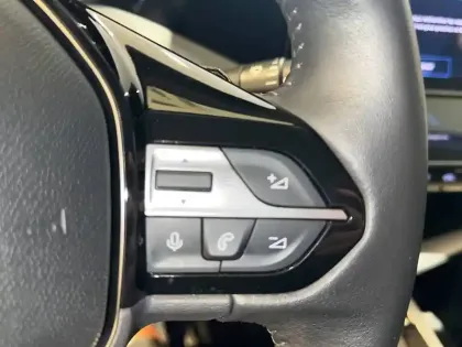 Photo 39 Peugeot 308  PureTech 130ch S&S EAT8