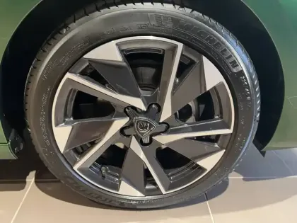 Photo 53 Peugeot 308  PureTech 130ch S&S EAT8