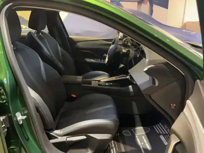 Photo 35 Peugeot 308  PureTech 130ch S&S EAT8