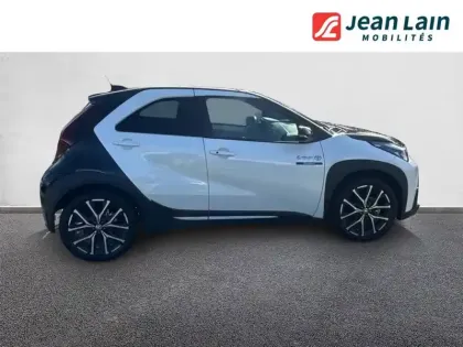 Photo 3 Toyota Aygo  X Hybride 116h