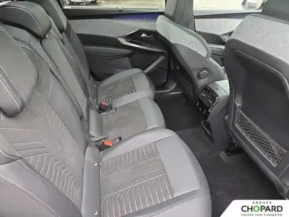 Photo 19 Peugeot 5008  Hybrid 136 e-DCS6