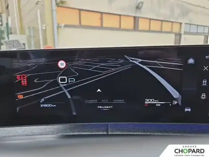 Photo 127 Peugeot 5008  Hybrid 136 e-DCS6