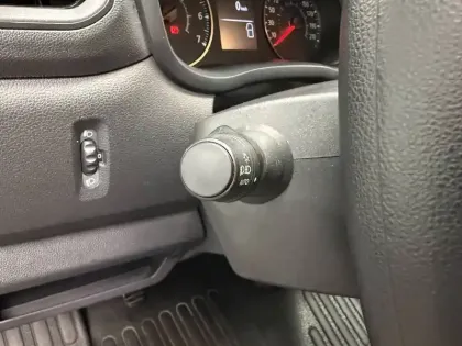 Photo 67 Renault Master  FGN TRAC F3500 L2H2 BLUE DCI 135