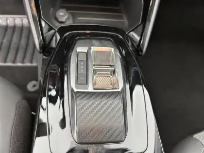 Photo 13 Peugeot 208  Hybrid 100 e-DCS6