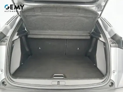 Photo 43 Peugeot 2008  PureTech 100 S&S BVM6