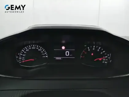 Photo 53 Peugeot 2008  PureTech 100 S&S BVM6