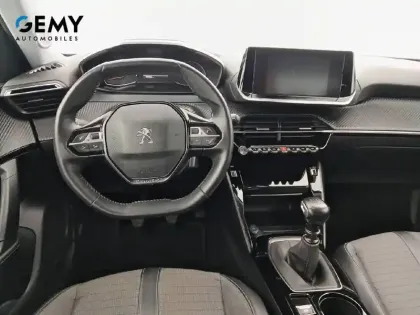 Photo 45 Peugeot 2008  PureTech 100 S&S BVM6