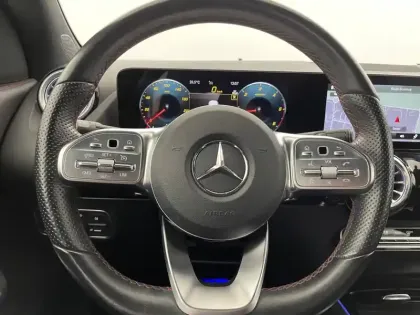 Photo 56 Mercedes GLA  200 d 8G-DCT