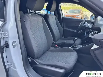 Photo 66 Peugeot 2008  100 S&S BVM6