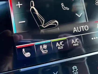 Photo 41 Audi A6  Avant 55 TFSIe 367 ch S tronic 7 Quattro