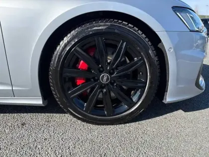 Photo 74 Audi A6  Avant 55 TFSIe 367 ch S tronic 7 Quattro