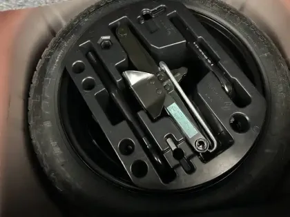 Photo 36 Renault Captur Gén. I (J87) Ph2 Red Edition 5