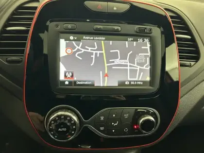 Photo 31 Renault Captur Gén. I (J87) Ph2 Red Edition 5