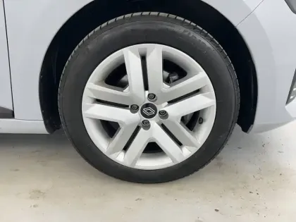 Photo 29 Renault Clio Gén. V (BJA) Ph2 Evolution 5