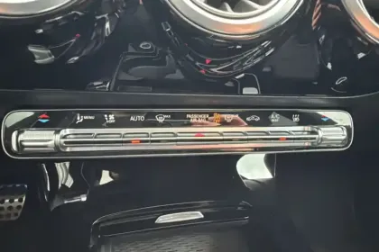 Photo 22 Mercedes CLA  Coupé 250 e 8G-DCT