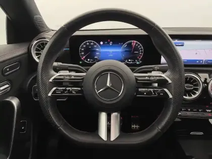 Photo 89 Mercedes CLA  Coupé 250 e 8G-DCT