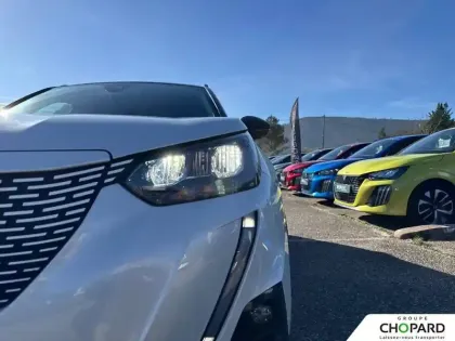 Photo 21 Peugeot 2008  Electrique 136 ch