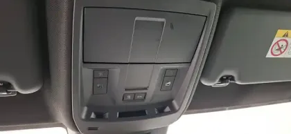 Photo 26 Peugeot 3008  Hybrid 145 e-DCS6