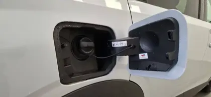 Photo 92 Peugeot 3008  Hybrid 145 e-DCS6
