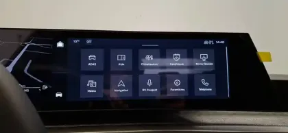 Photo 35 Peugeot 3008  Hybrid 145 e-DCS6