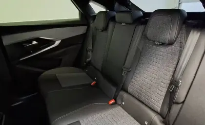 Photo 10 Peugeot 3008  Hybrid 145 e-DCS6