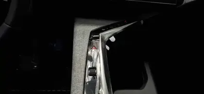 Photo 22 Peugeot 3008  Hybrid 145 e-DCS6