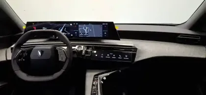 Photo 58 Peugeot 3008  Hybrid 145 e-DCS6