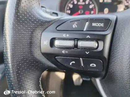 Photo 18 Kia Stonic  1.0 T-GDi 100 ch BVM6 GT Line