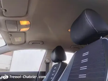 Photo 24 Kia Stonic  1.0 T-GDi 100 ch BVM6 GT Line