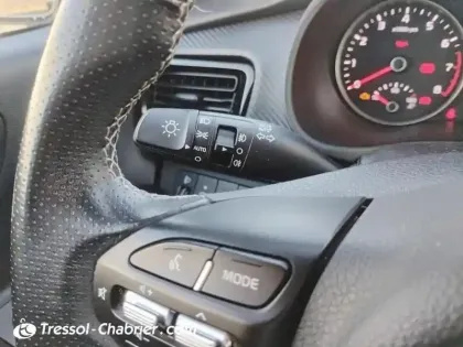 Photo 16 Kia Stonic  1.0 T-GDi 100 ch BVM6 GT Line