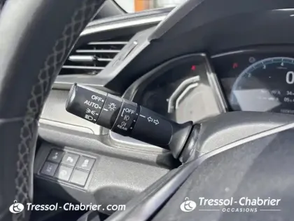 Photo 16 Honda Civic  1.0 i-VTEC 129 Exclusive CVT