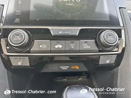 Photo 12 Honda Civic  1.0 i-VTEC 129 Exclusive CVT