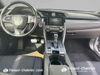 Photo 9 Honda Civic  1.0 i-VTEC 129 Exclusive CVT