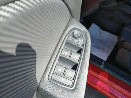 Photo 26 Renault Clio  TCe 140 RS Line