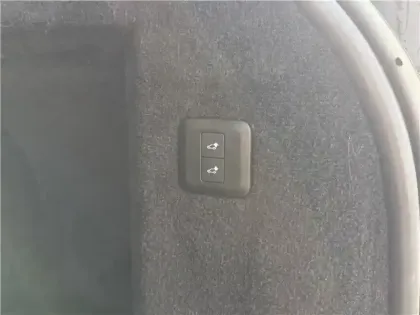 Photo 103 Land rover Range Rover MARK VIII P400E PHEV 2.0L 404CH