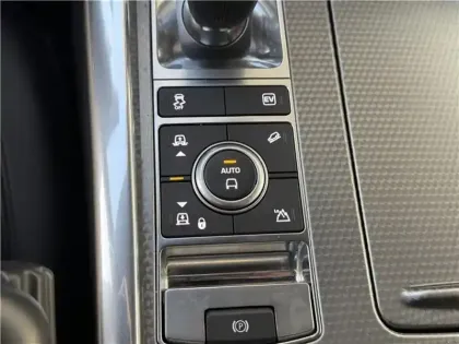 Photo 142 Land rover Range Rover MARK VIII P400E PHEV 2.0L 404CH