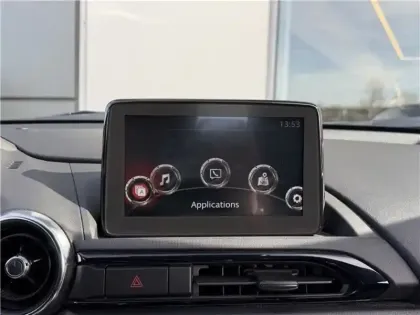 Photo 57 Mazda Mx-5 Gén. III Ph1 Evo Sélection 2